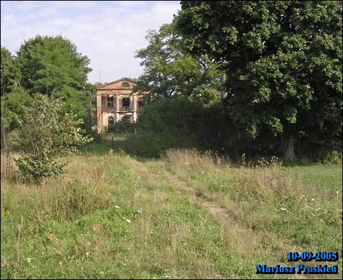  - Усадебно-парковый ансамбль . 