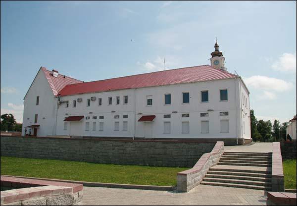  -  Jesuit College. 