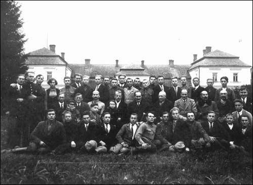  - Old photos of the township . Students od the school of agriculture in Opsa. Photo 1930th
