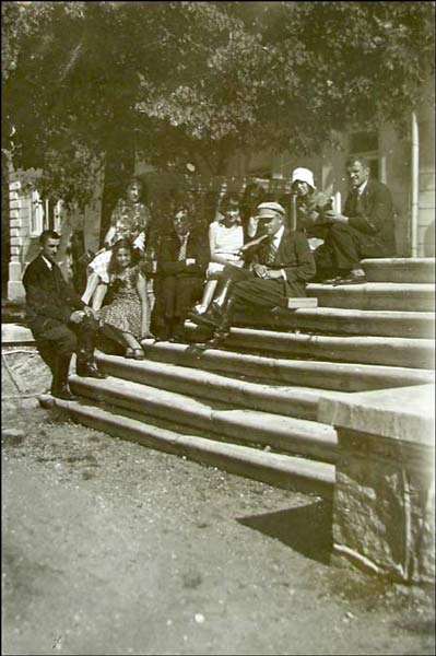  - Old photos of the township . Director of the school Bernard Wysłouch with students