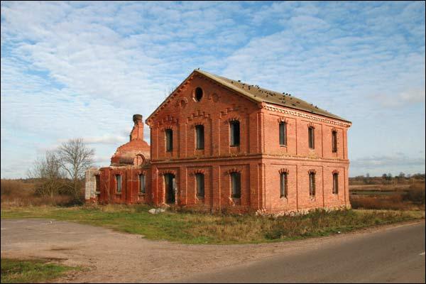 Іванск. Сядзібна-паркавы ансамбль Валадковічаў
