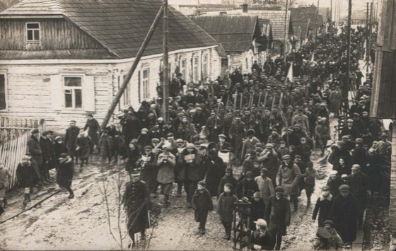  - Город на старых фотографиях . 