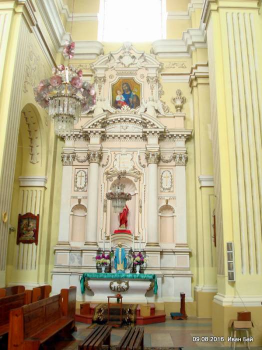  - Kościół Imienia Maryi. 