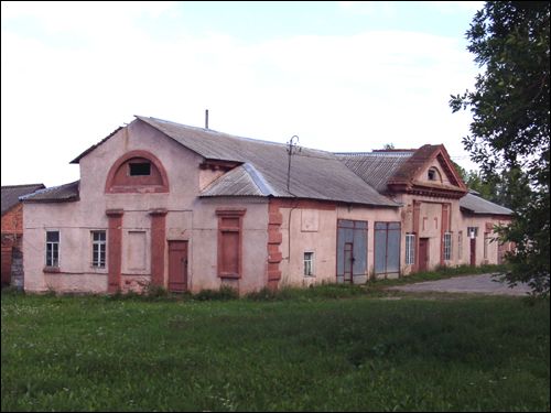 The horse barn Aziarcy. Manor of Oskierko