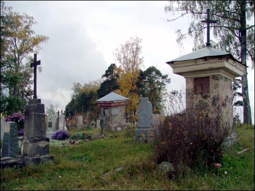 Fragment cmentarza Mosarz. Cmentarz katolicki