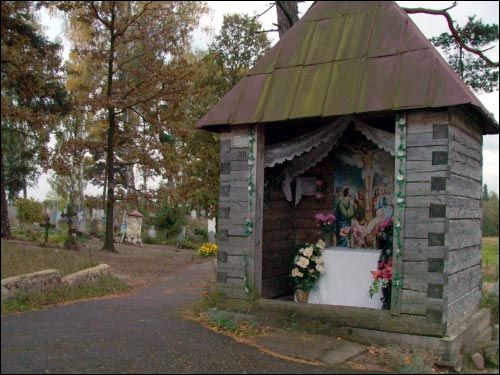 Kapliczka Mosarz. Cmentarz katolicki