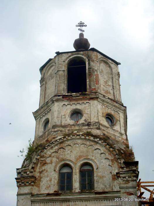 The belfry, fragment Parečča (Carkoŭnaje). Orthodox church of the Assumption