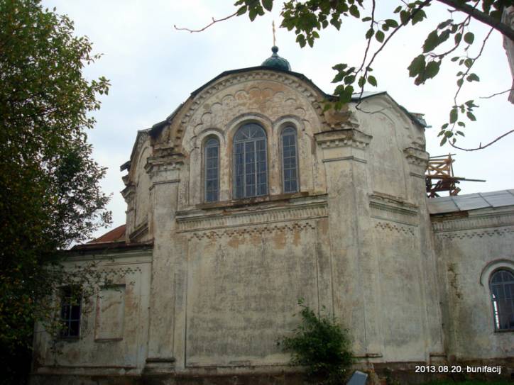 Side facade, fragment Parečča (Carkoŭnaje). Orthodox church of the Assumption