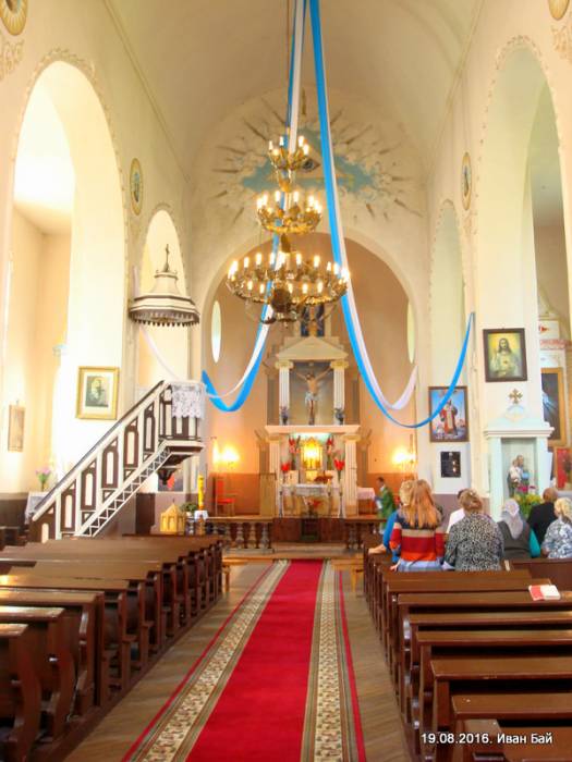  - Костёл Непорочного Зачатия Пресвятой Девы Марии. Интерьер.Центральный неф