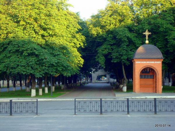  -  Pomniki i tablice. 
