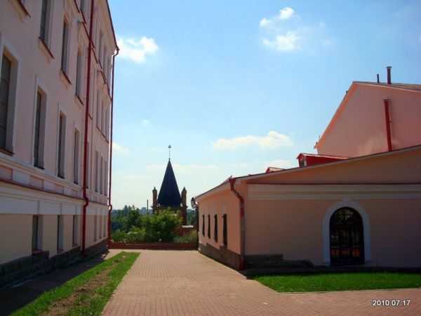  -  Jesuit College. 