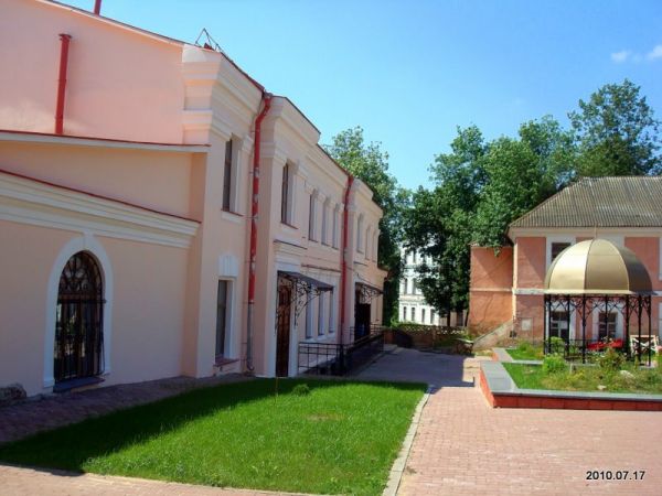  -  Jesuit College. 