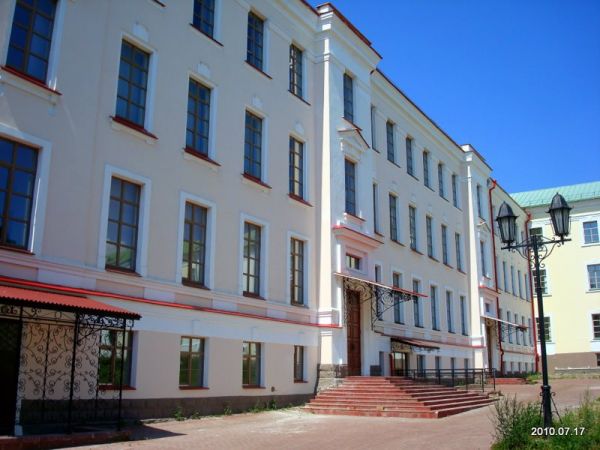  -  Jesuit College. 
