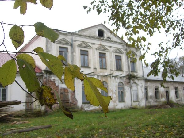  - Сядзібна-паркавы ансамбль Плятэраў. 