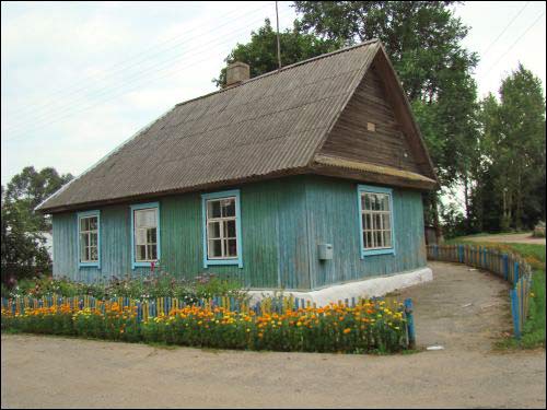 Miluńce (Pelikany). We wsi 