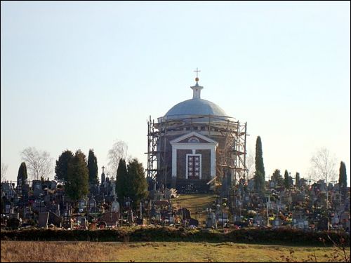 Turgiele |  Kaplica grobowa Kobylińskich. 