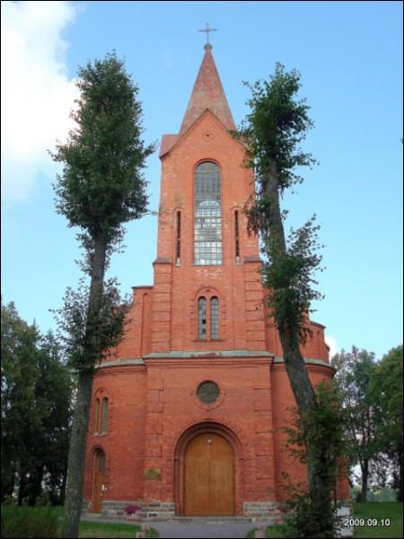 Karkažiškė |  Catholic church of St. Peter and St. Paul. 