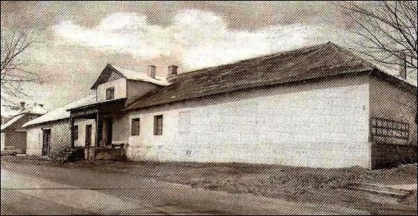 Podbrodzie.  Karczma