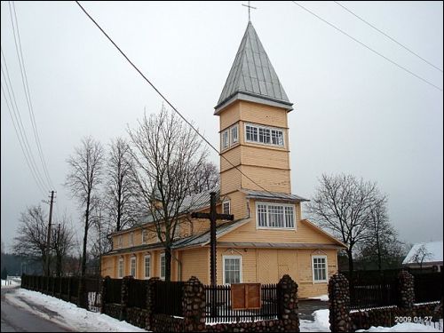 Paluknys. Catholic church of St. John the Baptist