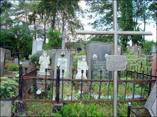 Rykantai. cemetery Catholic