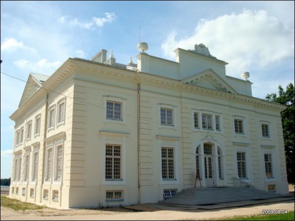 Užutrakis. Estate of Tyszkiewicz