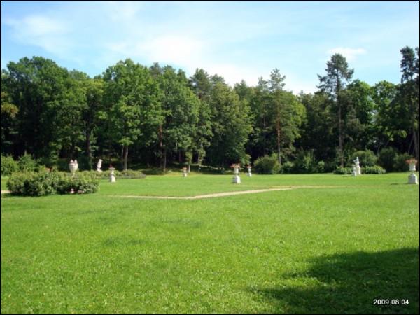 Užutrakis. Estate of Tyszkiewicz