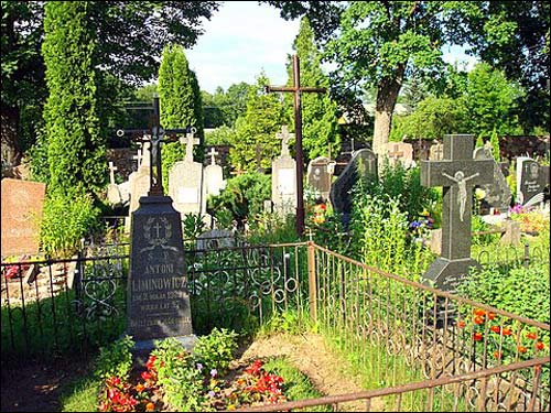 Karvys. cemetery Catholic