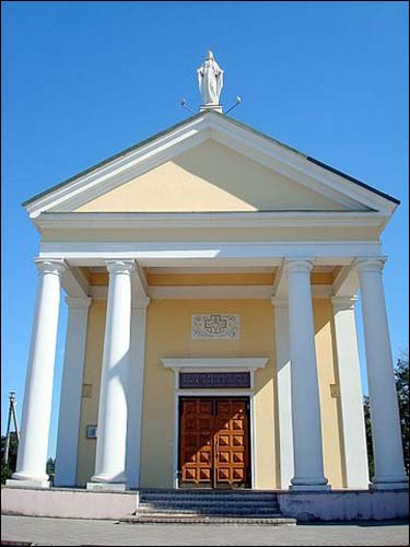 Mickūnai. Catholic church of the Assumption of the Blessed Virgin Mary