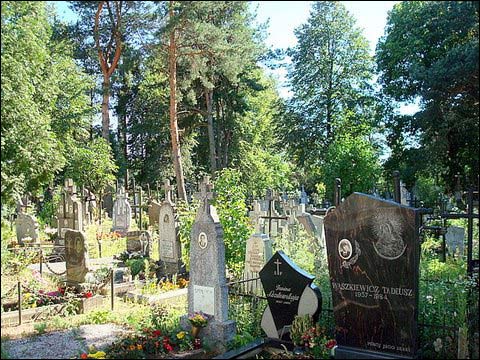 Mickūnai. cemetery Catholic