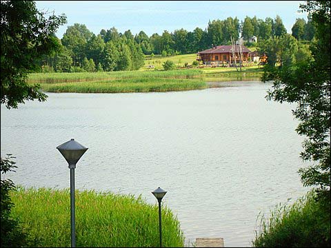 - Dwór Piłsudskich. Jezioro w Piekieliszkach, 07 2008