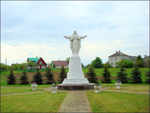  - Пейзажи . Юбилейный памятник 2000-летию христианства