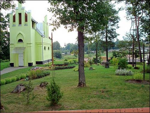 Skojdziszki (Kwietniewo). Kaplica Św. Faustyny