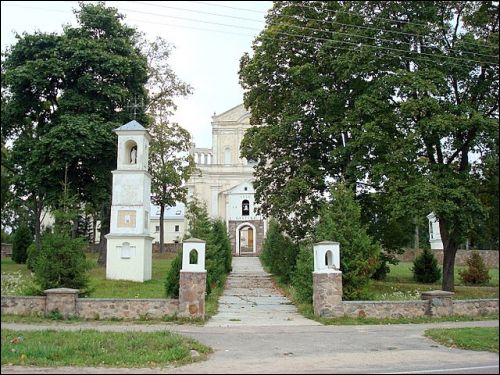  - Kościół Św. Michała Archanioła i klasztor Dominikanów. 