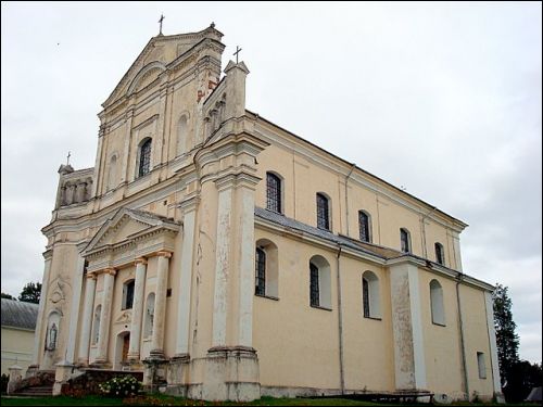  - Kościół Św. Michała Archanioła i klasztor Dominikanów. 