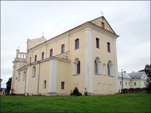 - Kościół Św. Michała Archanioła i klasztor Dominikanów. 