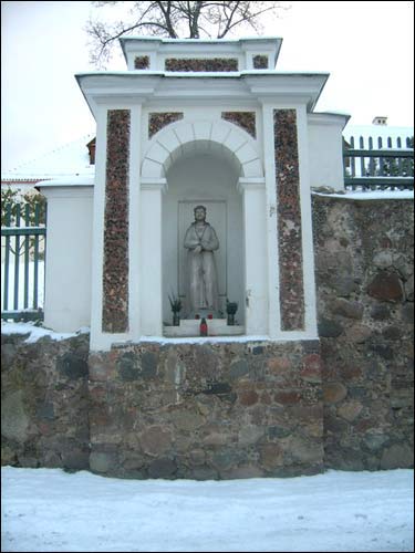 Trinapolis (Vilnius). Catholic church of the Holy Trinity and the Monastery of Trinitarian