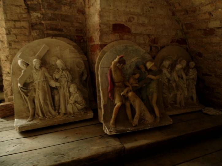  - Catholic church of the Assumption of the Blessed Virgin Mary and the Monastery of Franciscan. 