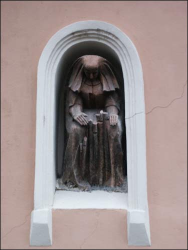  - Kościół Św. Krzyża i klasztor Bonifratów. Fasada południowa, fragment