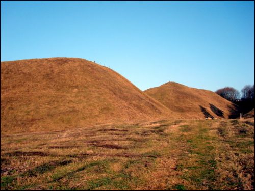 Kiernów.  Rezerwat historyczno-archeologiczny