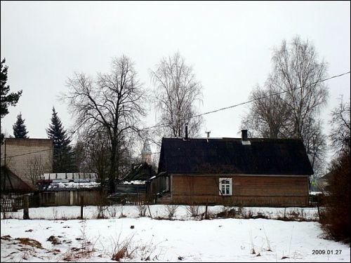 Paluknys. In the village