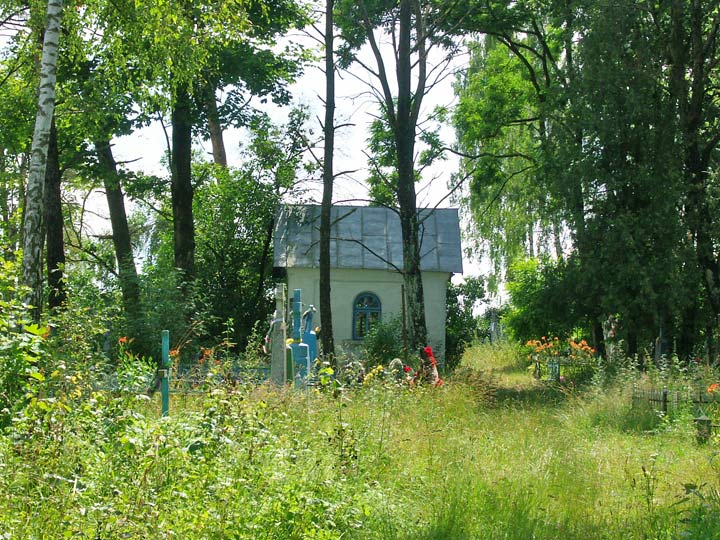 Zaračany (Carkoŭniki). Chapel at cemetery