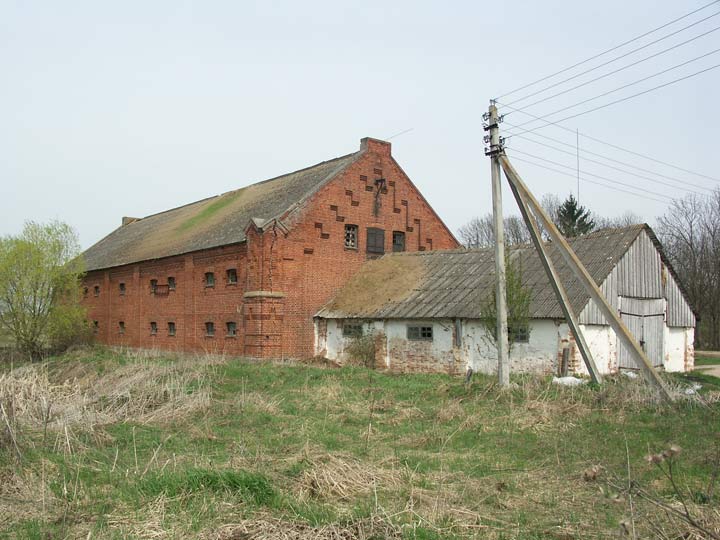 - Farmstead of Roth. Barn (1911)