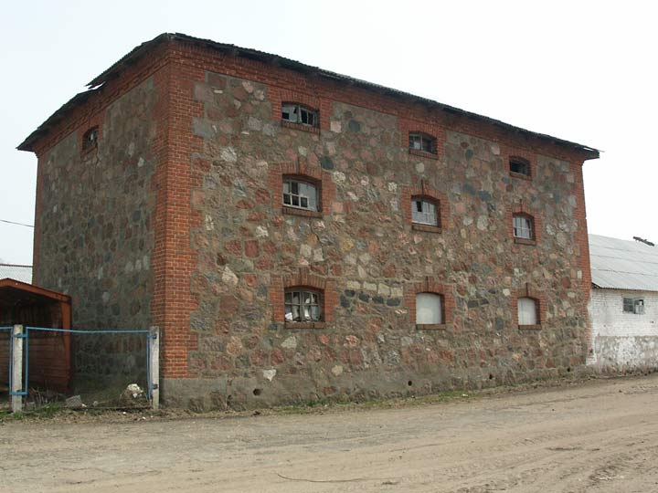  -  Barn. Exterior