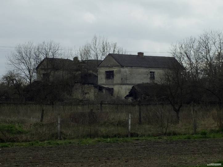  - Фольварк . 