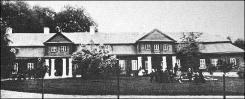  - Manor of Lubanski. 