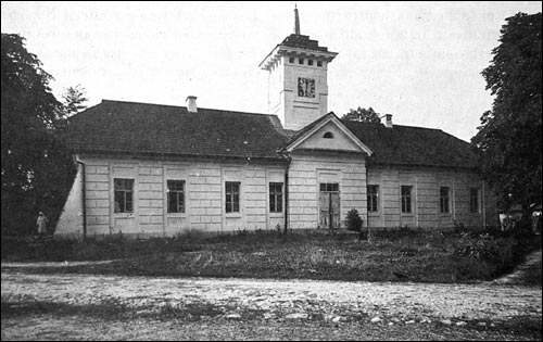  - Manor of Lubanski. 