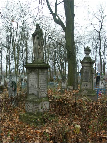  - Cmentarz stary katolicko-prawosławny. Nagrobek Stefanii Walickiej z Bułhaków (+1882)