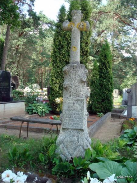 Ukmergė. cemetery Old Catholic