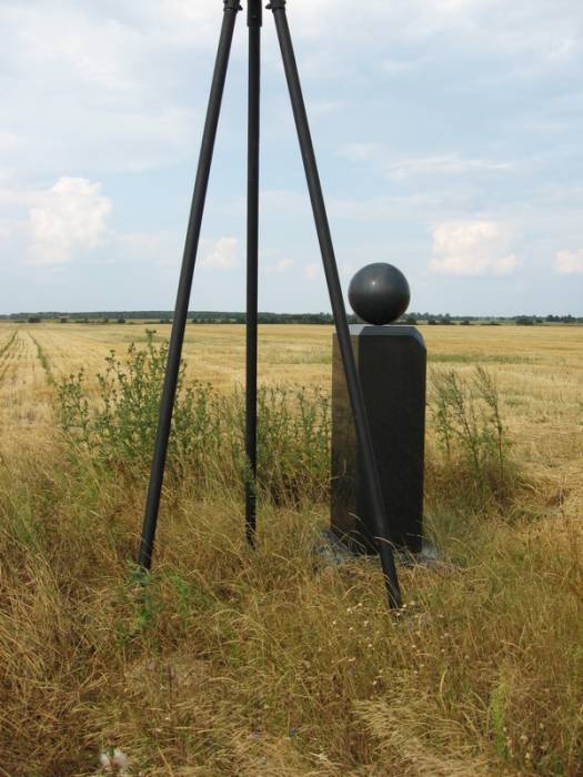 Ляскавічы.  Дуга Струвэ, пункт