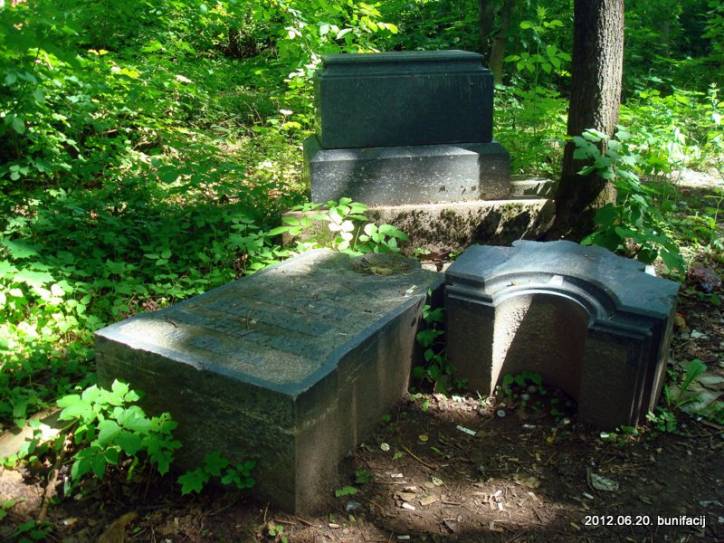 Jazna. cemetery Old Catholic
